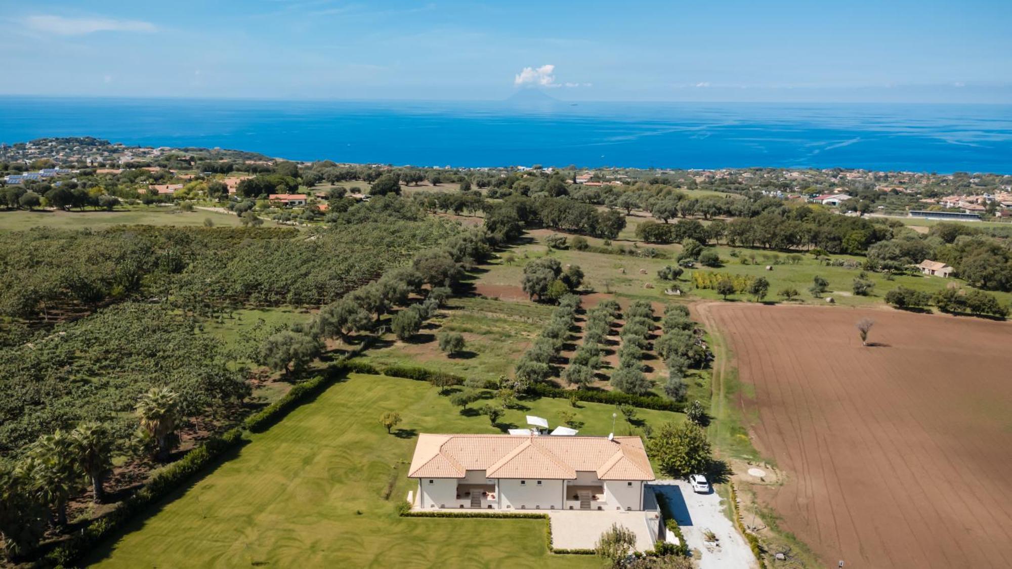 Villa Eirene Ricadi Eksteriør billede